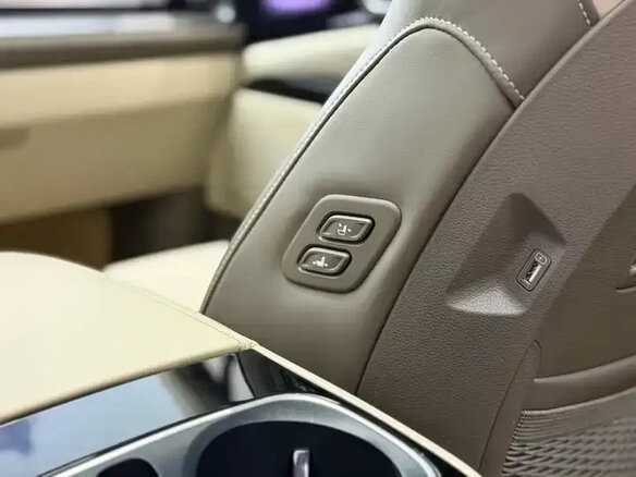 2023 Kia Carnival IV, белый, 4985000 рублей - вид 17