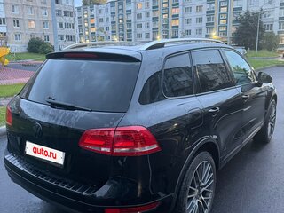 2013 Volkswagen Touareg II, чёрный, 2550000 рублей, вид 4