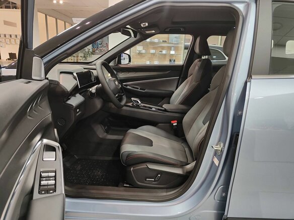 2026 Geely Cityray, голубой - вид 15