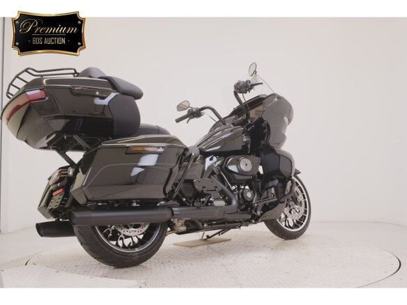 2026 Harley-Davidson Road Glide, чёрный, 2800000 рублей - вид 4