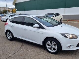 2011 Ford Focus III, белый, 765000 рублей, вид 3