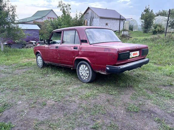 2004 Lada (ВАЗ) 2107, пурпурный, 70000 рублей - вид 4