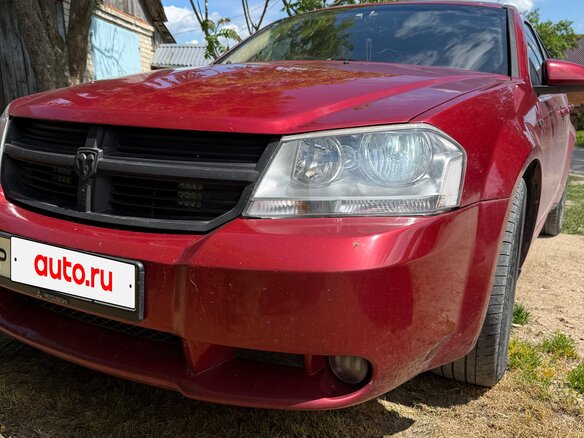 2008 Dodge Avenger II, красный, 550000 рублей - вид 5