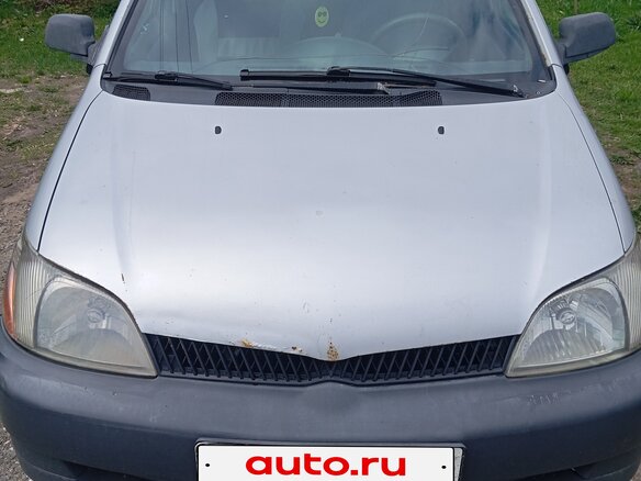2002 Toyota Echo, серый, 155000 рублей - вид 2