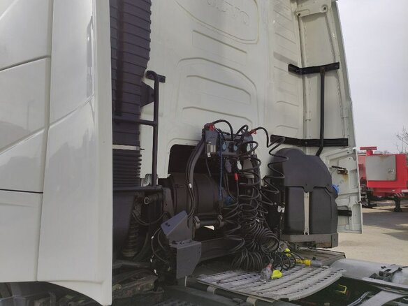 2017 Volvo FH, белый, 7550000 рублей - вид 12