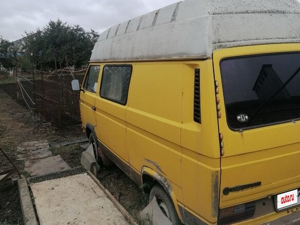 1985 Volkswagen Transporter 4-speed T3, жёлтый, 350000 рублей - вид 5