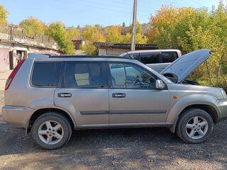 2001 Nissan X-Trail I, серебристый, 680000 рублей, вид 2