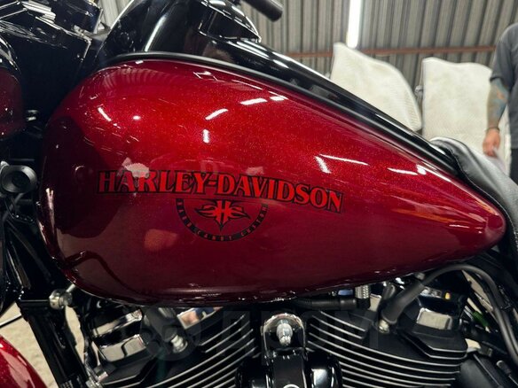 2017 Harley-Davidson Road Glide, пурпурный, 1980000 рублей - вид 12