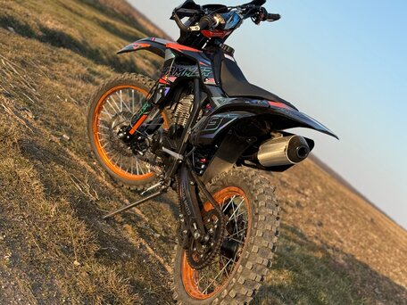 2025 Racer Enduro, чёрный, 155000 рублей, вид 3