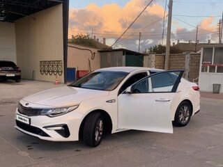 2018 Kia K5 II, белый, 2200000 рублей, вид 2