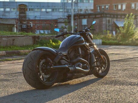 2011 Harley-Davidson V-Rod Muscle, чёрный, 2900000 рублей, вид 1