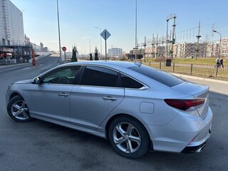 2019 Hyundai Sonata VII (LF) Рестайлинг, серебристый, 1700000 рублей, вид 5