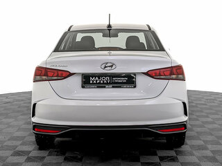 2022 Hyundai Solaris II Рестайлинг, белый, 1495000 рублей, вид 4