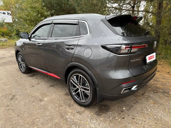 2024 Changan CS55 Plus II, серый, 2200000 рублей - вид 3