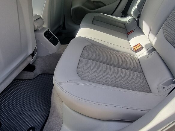 2015 Audi A3 III (8V), белый, 1700000 рублей - вид 9