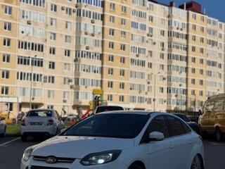 2013 Ford Focus III, белый, 780000 рублей, вид 2