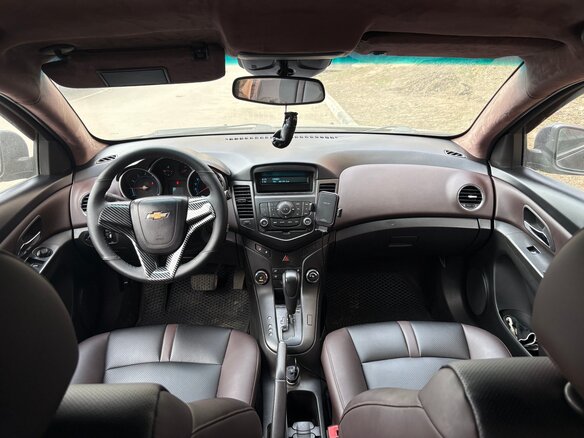2012 Chevrolet Cruze I, чёрный, 550000 рублей - вид 6