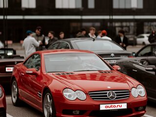 2003 Mercedes-Benz SL-Класс 350 V (R230), красный, 2550000 рублей, вид 4