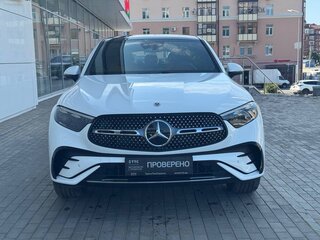2026 Mercedes-Benz GLC Coupe 300 II (C254), белый, 9920000 рублей, вид 3