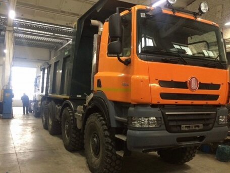 2017 Tatra T 158 Phoenix, оранжевый, 9600000 рублей, вид 1