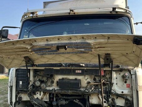 2004 Volvo FL, белый, 2050000 рублей, вид 3
