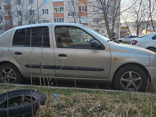 2001 Renault Clio II, серый, 429000 рублей, вид 4