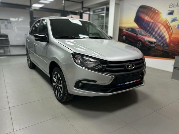 2026 Lada (ВАЗ) Granta I Рестайлинг, серебристый, 1264000 рублей - вид 1