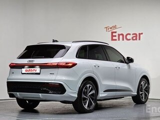2025 Audi Q5 40 TDI III (GU), белый, 6800000 рублей, вид 3