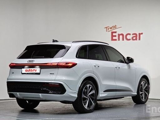 2025 Audi Q5 40 TDI III (GU), белый, 6800000 рублей - вид 2
