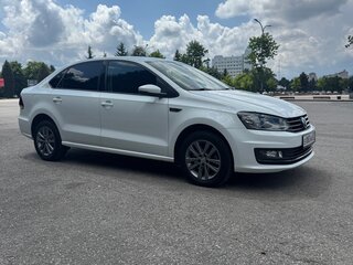 2019 Volkswagen Polo V Рестайлинг, белый, 1190000 рублей, вид 3