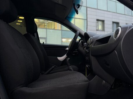 2020 Lada (ВАЗ) Largus I, чёрный, 890000 рублей, вид 4