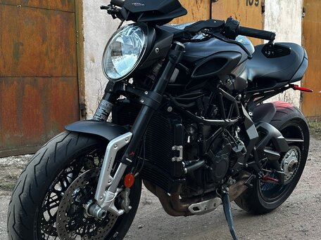 2022 MV Agusta Brutale 800, чёрный, 900000 рублей, вид 4