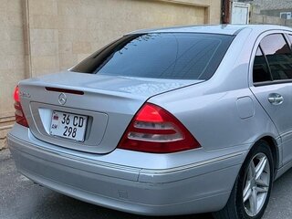 2001 Mercedes-Benz C-Класс 240 II (W203), серебристый, 450000 рублей, вид 4