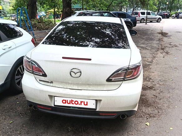 2011 Mazda 6 II (GH) Рестайлинг, белый, 810000 рублей - вид 4