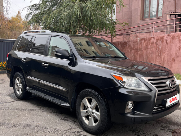 2014 Lexus LX 570 III Рестайлинг, чёрный - вид 3