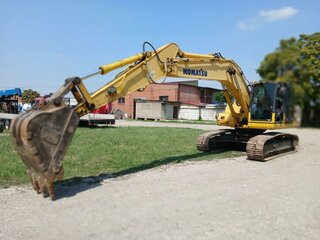 2009 Komatsu PC200-8, жёлтый, 3200000 рублей, вид 1