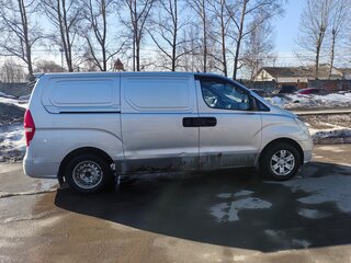 2009 Hyundai Grand Starex I, серый, 650000 рублей, вид 2