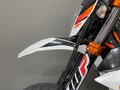 2017 KTM 690 SMC R, белый, 750000 рублей - вид 6
