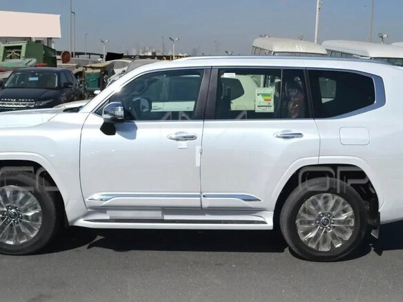 2026 Toyota Land Cruiser 300 Series, белый, 12200000 рублей - вид 1