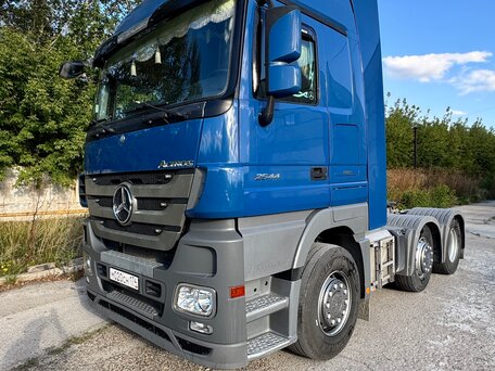 2016 Mercedes-Benz Actros, синий, 5000000 рублей, вид 2