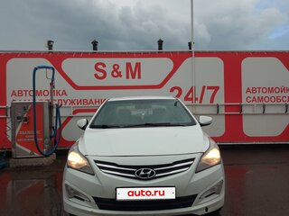 2016 Hyundai Solaris I Рестайлинг, белый, 600000 рублей, вид 3