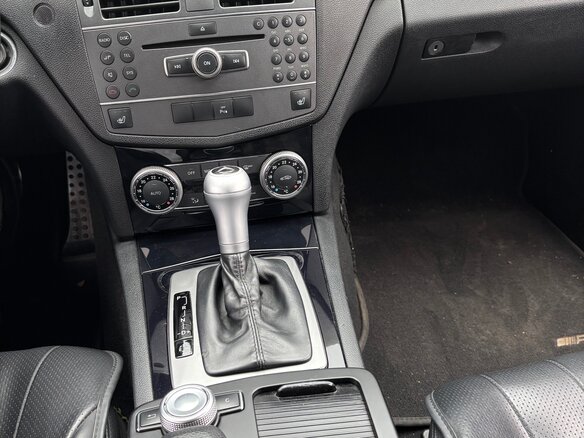 2011 Mercedes-Benz C-Класс 180 BlueEFFICIENCY III (W204), коричневый, 1280000 рублей - вид 21