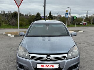 2008 Opel Astra H Рестайлинг, серебристый, 348000 рублей, вид 2