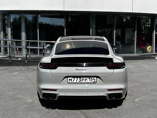 2018 Porsche Panamera 4 II, серый, 7550000 рублей, вид 4