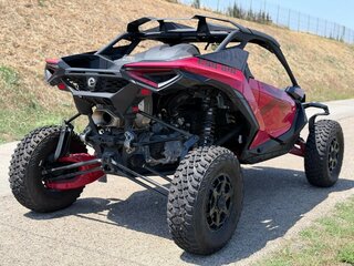 2026 BRP Can-Am Maverick R, красный, 5990000 рублей, вид 3