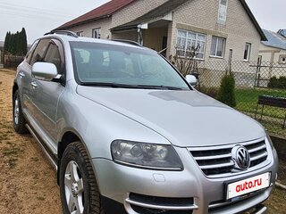 2006 Volkswagen Touareg I, серебристый, 970926 рублей, вид 2