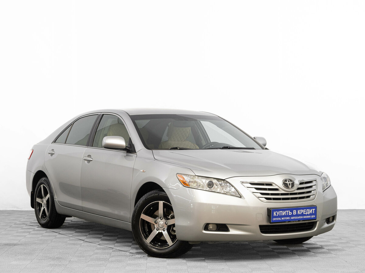 Открыть фотографии: Toyota Camry VI (XV40)