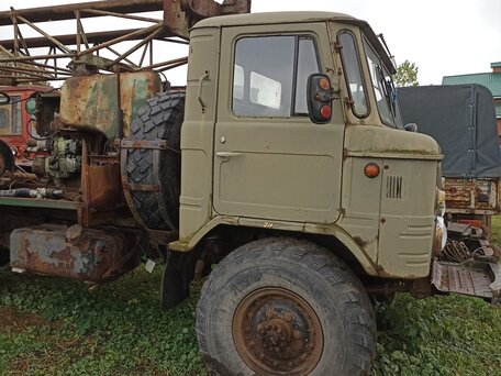 1985 ГАЗ ГАЗ-66, зелёный, 650000 рублей, вид 2