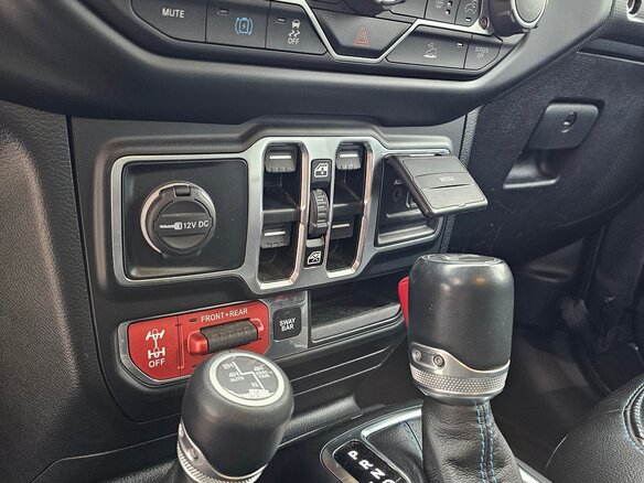 2021 Jeep Wrangler IV (JL), серый, 5000000 рублей - вид 14