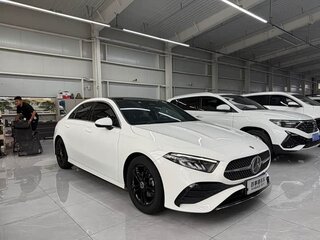 2023 Mercedes-Benz A-Класс 180 Long IV (W177) Рестайлинг, белый, 1670000 рублей, вид 3